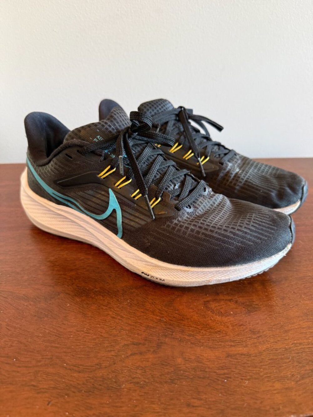 Nike Air Zoom Pegasus 39 Running Shoes Black & Chlorine Blue Men's Size 8 - Picture 2 of 6